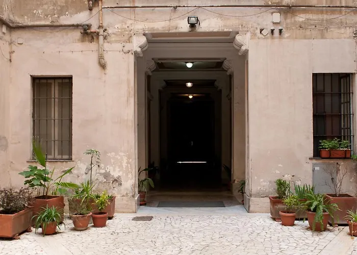 Lucky Domus Esquilino Apartment *